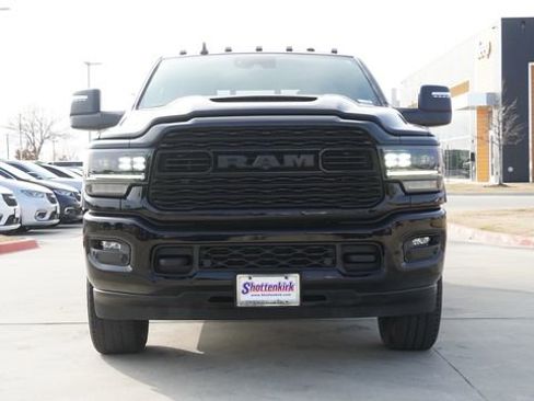 Used 2024 RAM 2500 Limited image 2