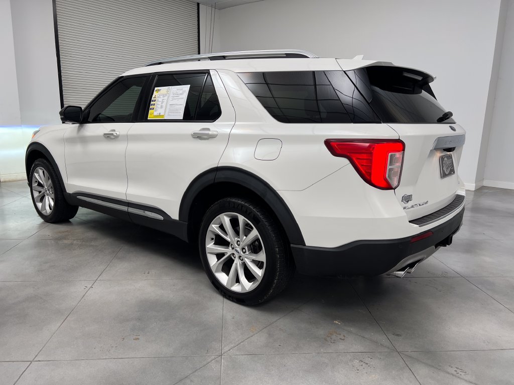 Used 2023 Ford Explorer Platinum w/ Technology Package AWD/4WD image 6