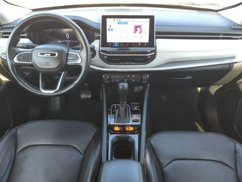 Used 2022 Jeep Compass Limited w/ Elite Group AWD/4WD image 23