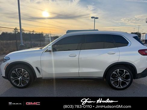 Used 2020 BMW X5 sDrive40i w/ Premium Package image 2