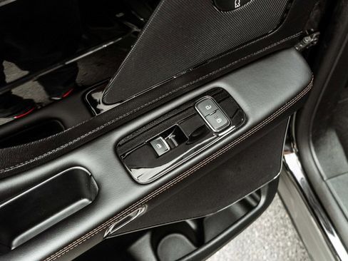 Used 2024 Lincoln Aviator Reserve image 36