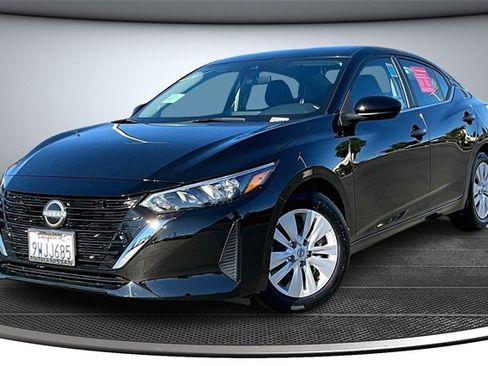 Certified 2025 Nissan Sentra S image 3