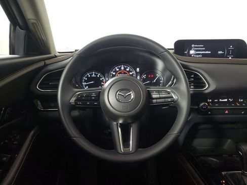 Used 2025 MAZDA CX-30 AWD 2.5 S w/ Premium Package image 16