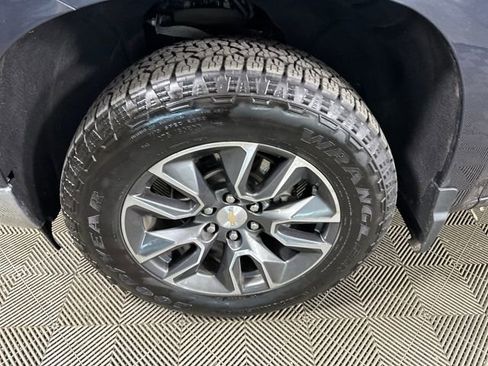Used 2024 Chevrolet Silverado 1500 LT image 10