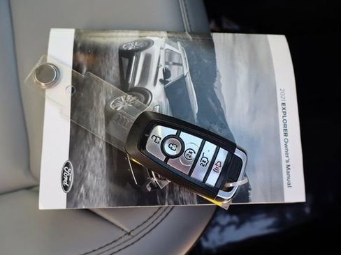 Used 2021 Ford Explorer XLT w/ Equipment Group 202A image 53