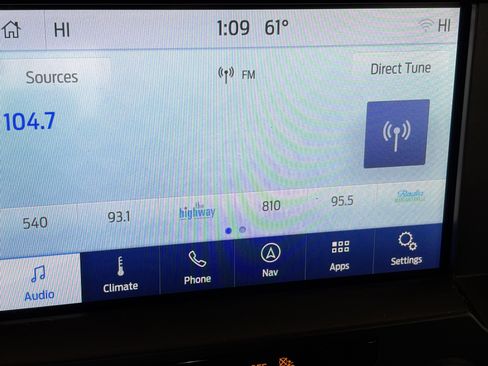 Used 2019 Ford F150 Lariat w/ Equipment Group 502A Luxury image 19