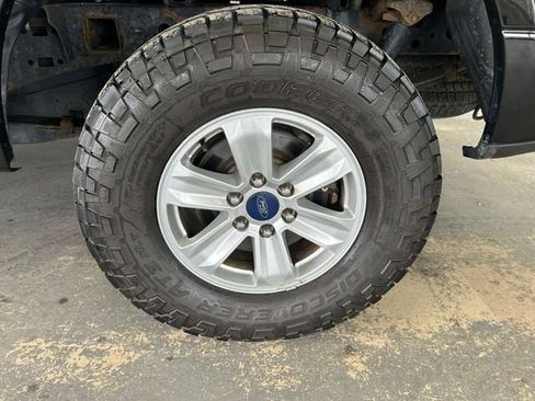 Used 2018 Ford F150 XLT AWD/4WD image 10