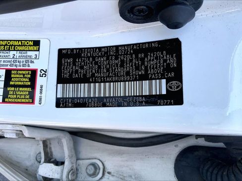 Used 2024 Toyota Camry SE FWD image 34
