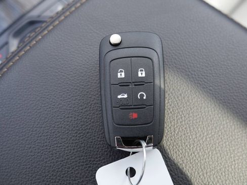 Used 2018 Chevrolet Impala Premier w/ Premier Confidence Package image 23