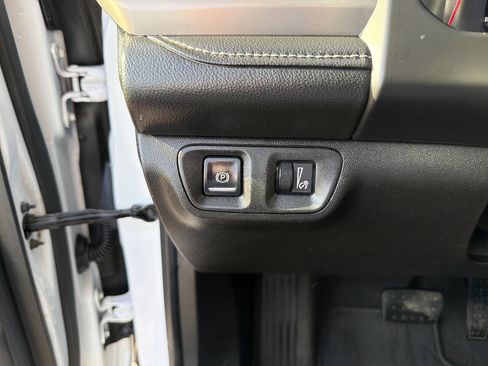 Used 2017 GMC Acadia Denali w/ Technology Package AWD/4WD image 35