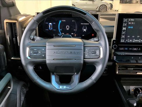 Used 2024 GMC Hummer EV 3X image 5