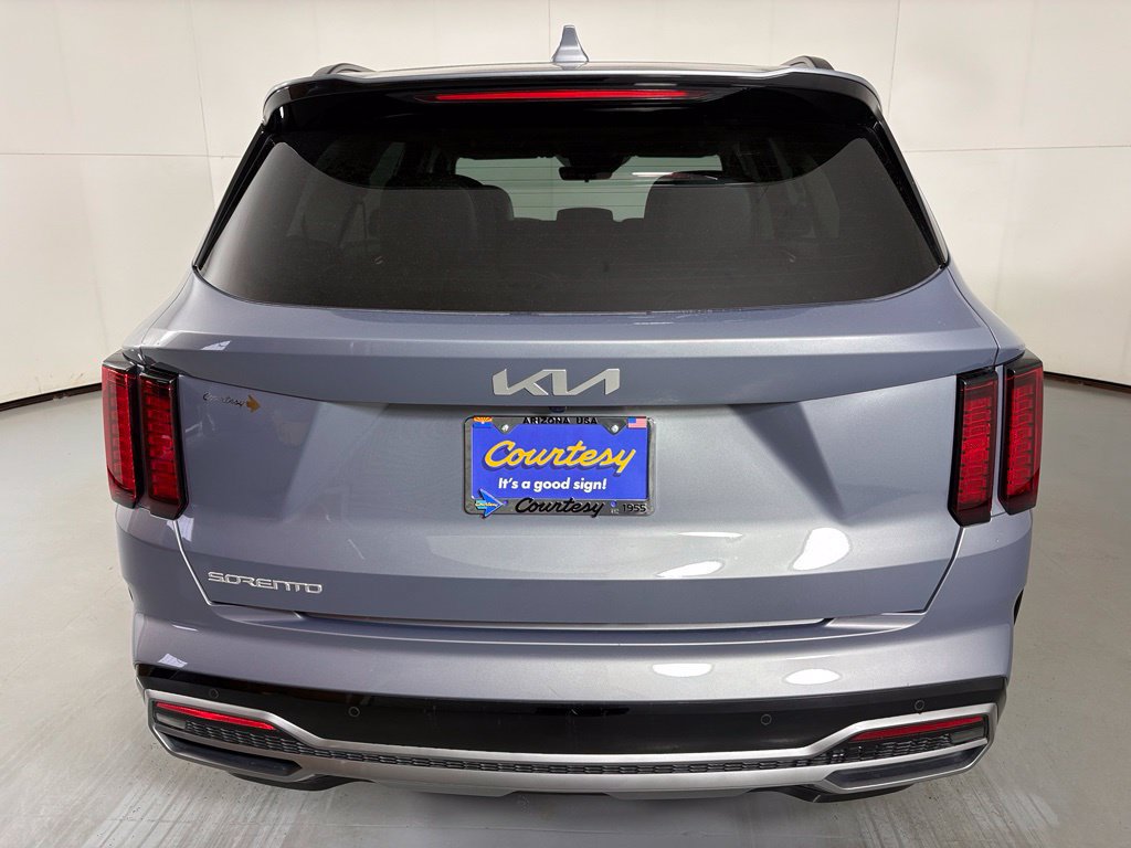 Used 2023 Kia Sorento S w/ Panoramic Sunroof Package FWD image 7