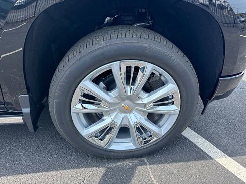 New 2026 Chevrolet Silverado 1500 High Country image 13