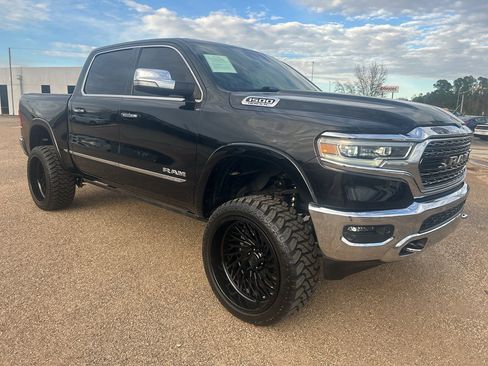 Used 2022 RAM 1500 Limited w/ Trailer Tow Group image 5