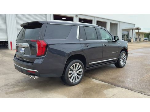Used 2023 GMC Yukon Denali AWD/4WD image 8