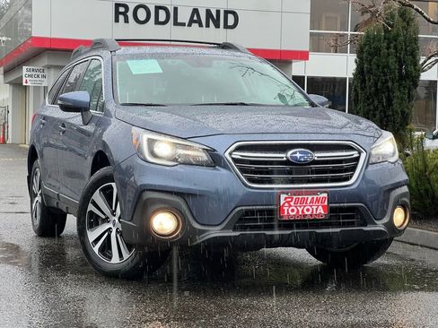 Used 2018 Subaru Outback 3.6R Limited image 1