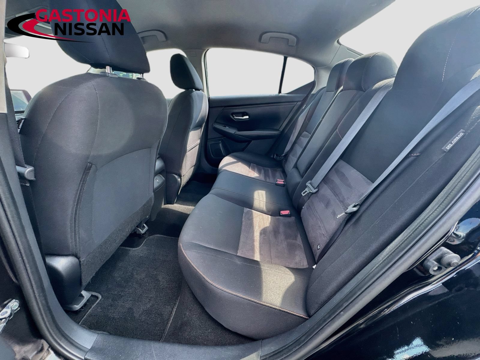Used 2022 Nissan Sentra SR w/ Electronics Package FWD image 31