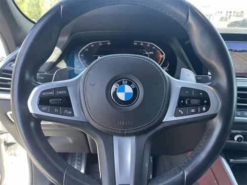 Used 2022 BMW X6 xDrive40i w/ Executive Package image 21