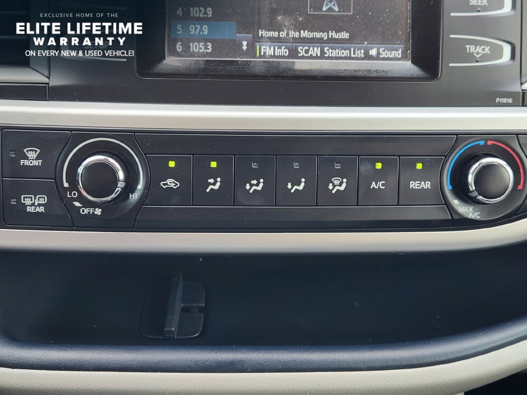 Used 2019 Toyota Highlander LE FWD image 18