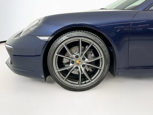 Used 2018 Porsche 911 Carrera RWD image 17