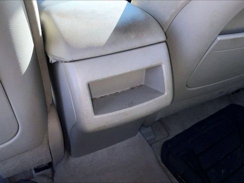Used 2009 Toyota Camry SE FWD image 29