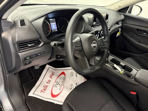 New 2025 Nissan Sentra S image 8