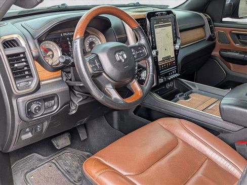 Used 2019 RAM 1500 Limited image 9