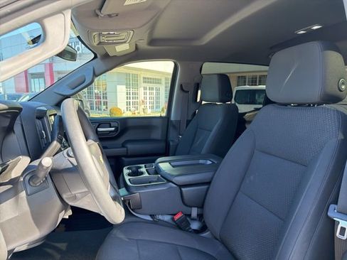 Used 2021 Chevrolet Silverado 1500 Custom image 9
