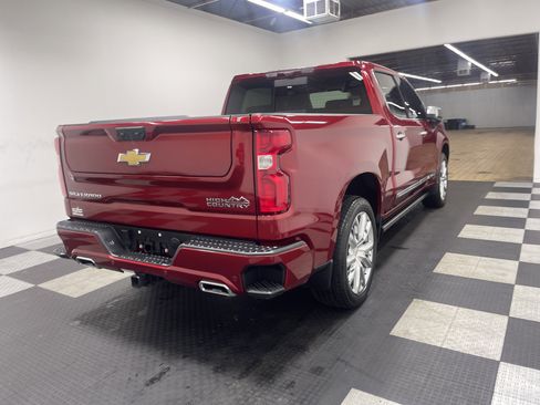 Used 2024 Chevrolet Silverado 1500 High Country image 5