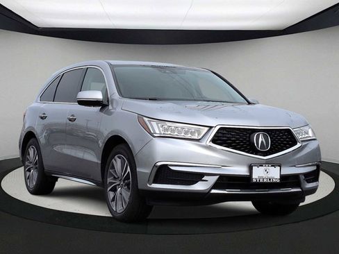 Used 2018 Acura MDX w/ Technology & Entertainment image 2