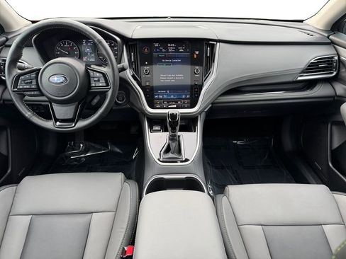 Used 2025 Subaru Outback Onyx Edition image 10