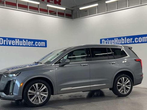 Used 2020 Cadillac XT6 Premium Luxury w/ Platinum Package AWD/4WD image 4