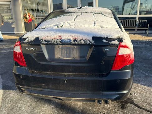 Used 2011 Ford Fusion SE w/ 202A Rapid Spec Order Code image 4