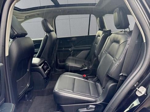 Used 2025 Lincoln Aviator AWD w/ Jet Appearance Package image 45