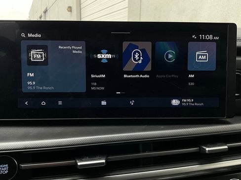 Used 2025 Hyundai Santa Fe SEL image 30