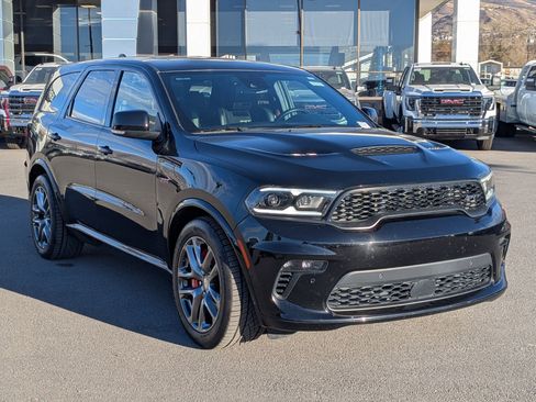 Used 2022 Dodge Durango SRT w/ Technology Group image 8