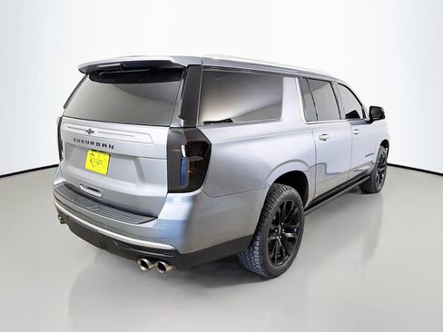 Used 2021 Chevrolet Suburban High Country w/ Premium Package AWD/4WD image 6