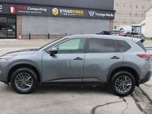 Certified 2023 Nissan Rogue S AWD/4WD image 2