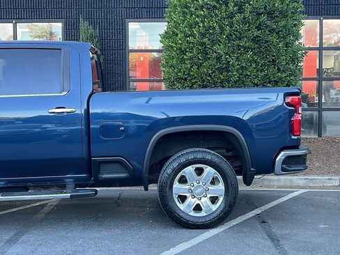 Used 2020 Chevrolet Silverado 2500 LTZ w/ LTZ Texas Edition image 11