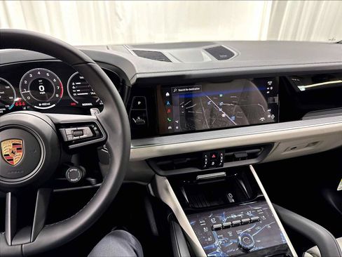 New 2026 Porsche Cayenne AWD/4WD image 16
