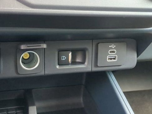 New 2025 Ford Maverick Lobo image 23