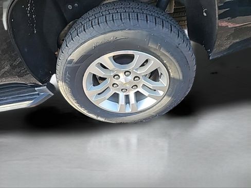 Used 2020 Chevrolet Tahoe LT image 14