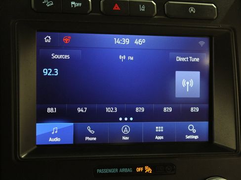 Used 2021 Ford Expedition Limited image 11