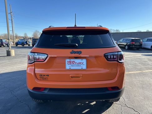 New 2026 Jeep Compass Latitude image 4