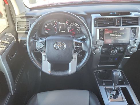 Used 2023 Toyota 4Runner SR5 Premium w/ SR5 Premium Package AWD/4WD image 11
