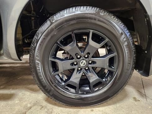 Used 2020 Nissan Frontier SV w/ Midnight Edition Floor Mats image 26