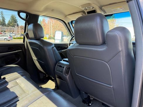 Used 2006 Chevrolet Silverado 2500 LS image 27