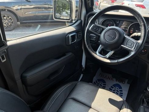 Used 2023 Jeep Wrangler Unlimited Sahara w/ Cold Weather Group AWD/4WD image 32