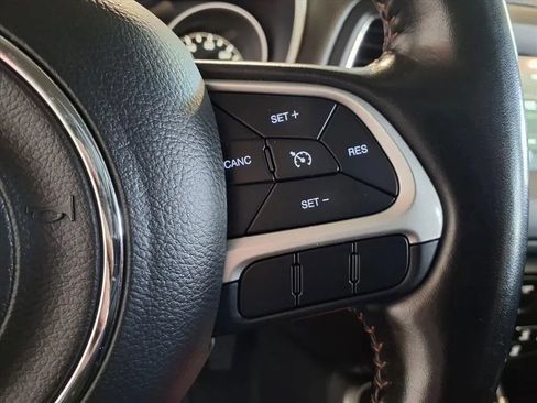 Used 2021 Jeep Compass Latitude AWD/4WD image 26