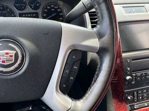 Used 2008 Cadillac Escalade EXT AWD/4WD image 23